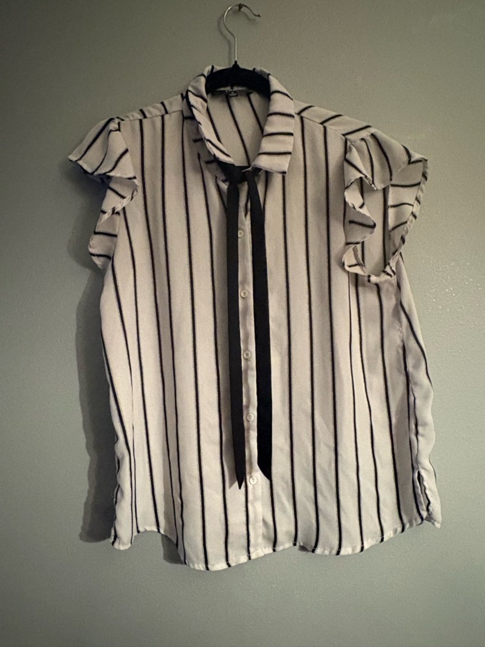Lulus Striped Ruffle Sleeve Tie-Neck Blouse - White/Black Stripes